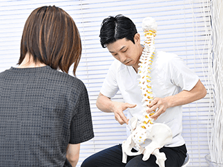 雑誌で特集された経験を持つ院長が施術◎《腰痛持ちの方》必見！【諦めない施術】癒しでなく改善を求める方。ヒアリングを大切にしています
